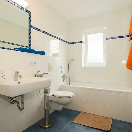 Guest house Shapi Aparts Munich